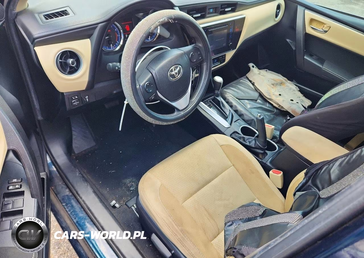2018 Toyota Corolla Le VIN:2T1BURHE5JC992483 - 8