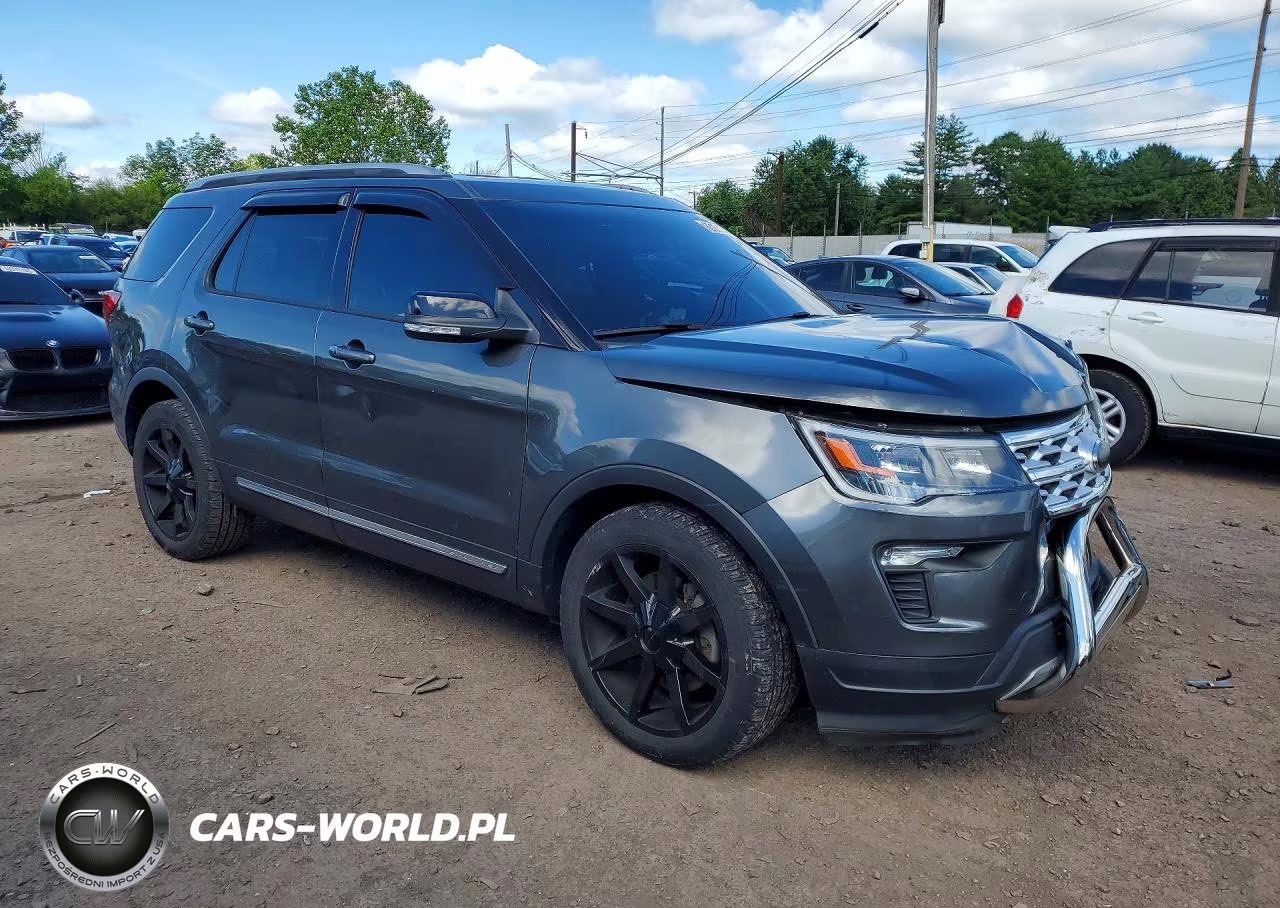 2018 Ford Explorer Xlt VIN:1FM5K7D88JGB77781 - 4