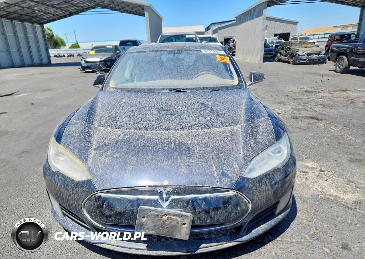 2013 Tesla Model S VIN:5YJSA1CG2DFP04938 - 5