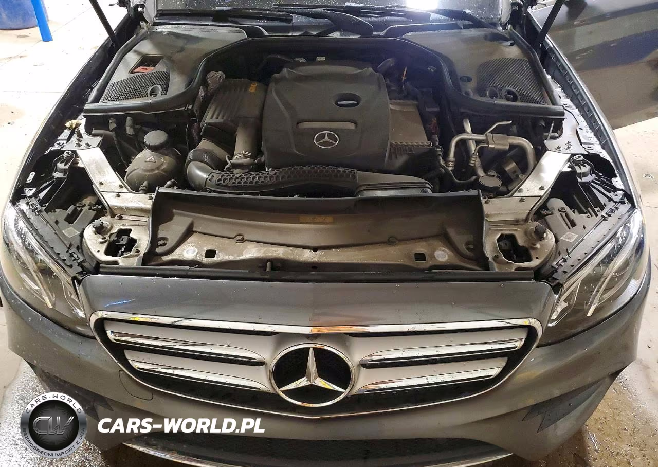 2019 Mercedes-Benz E 300 4Matic VIN:WDDZF4KB7KA688738 - 11