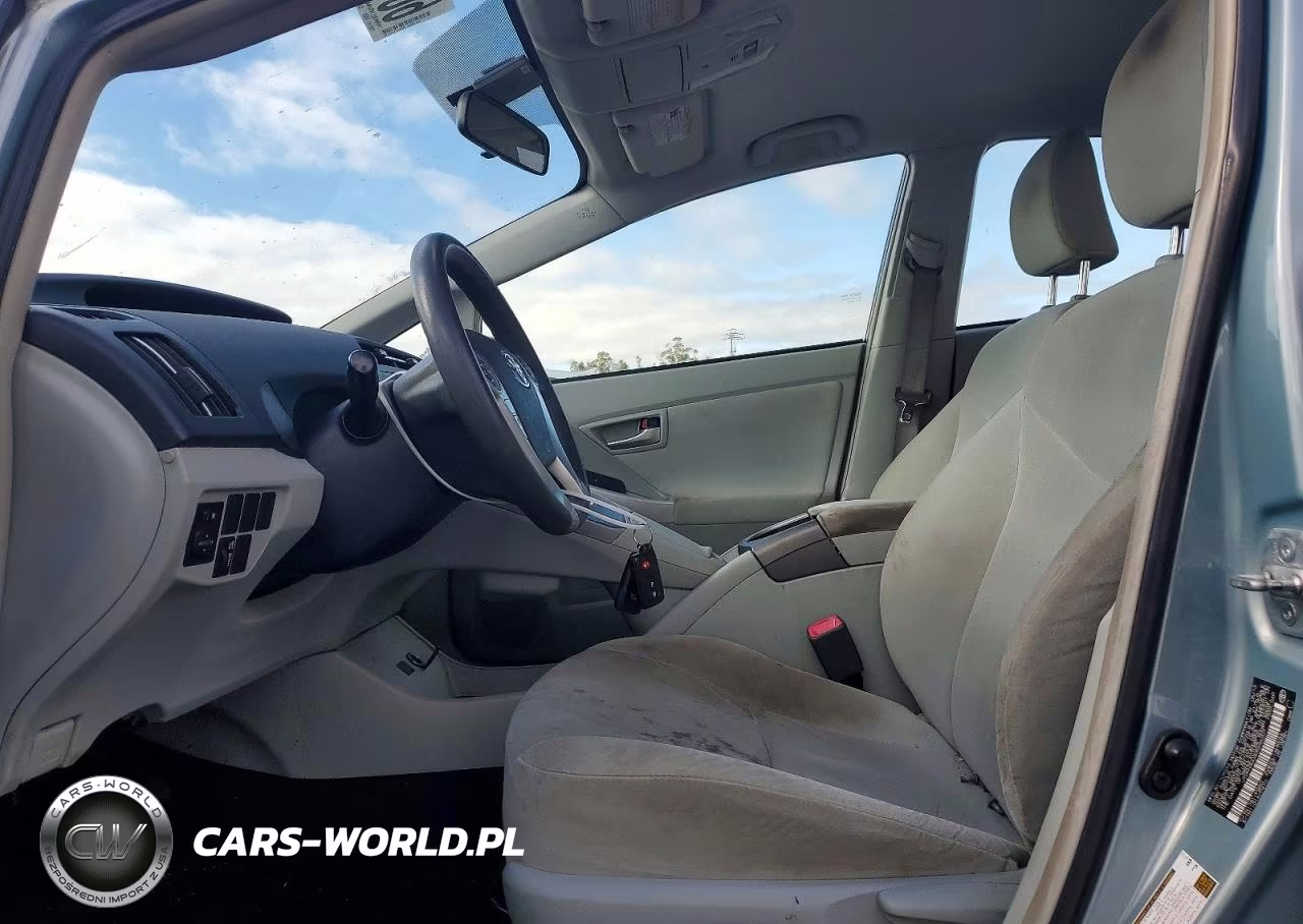 2013 Toyota Prius Three VIN:JTDKN3DU4D5646207 - 7
