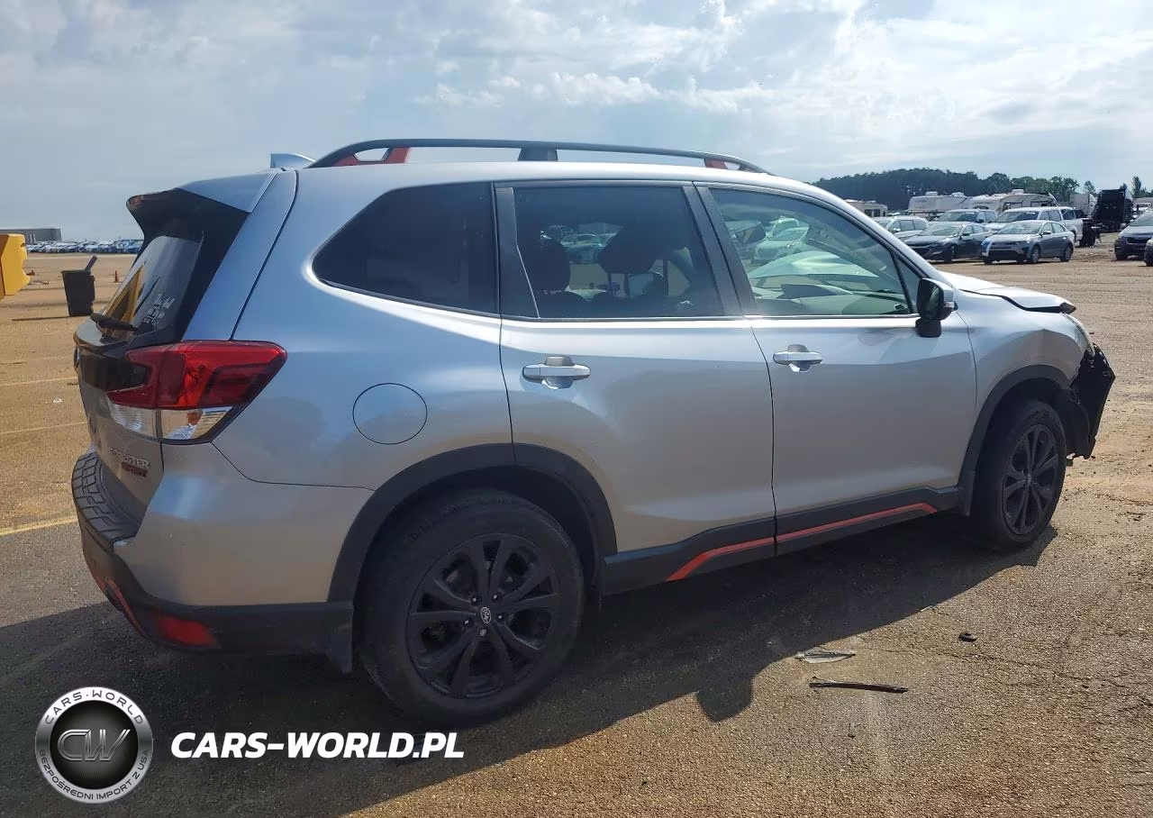 2019 Subaru Forester Sport VIN:JF2SKAPCXKH400825 - 3
