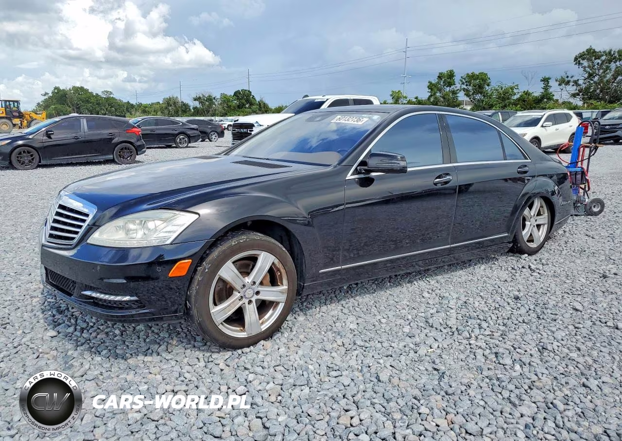 2011 Mercedes-Benz S 550