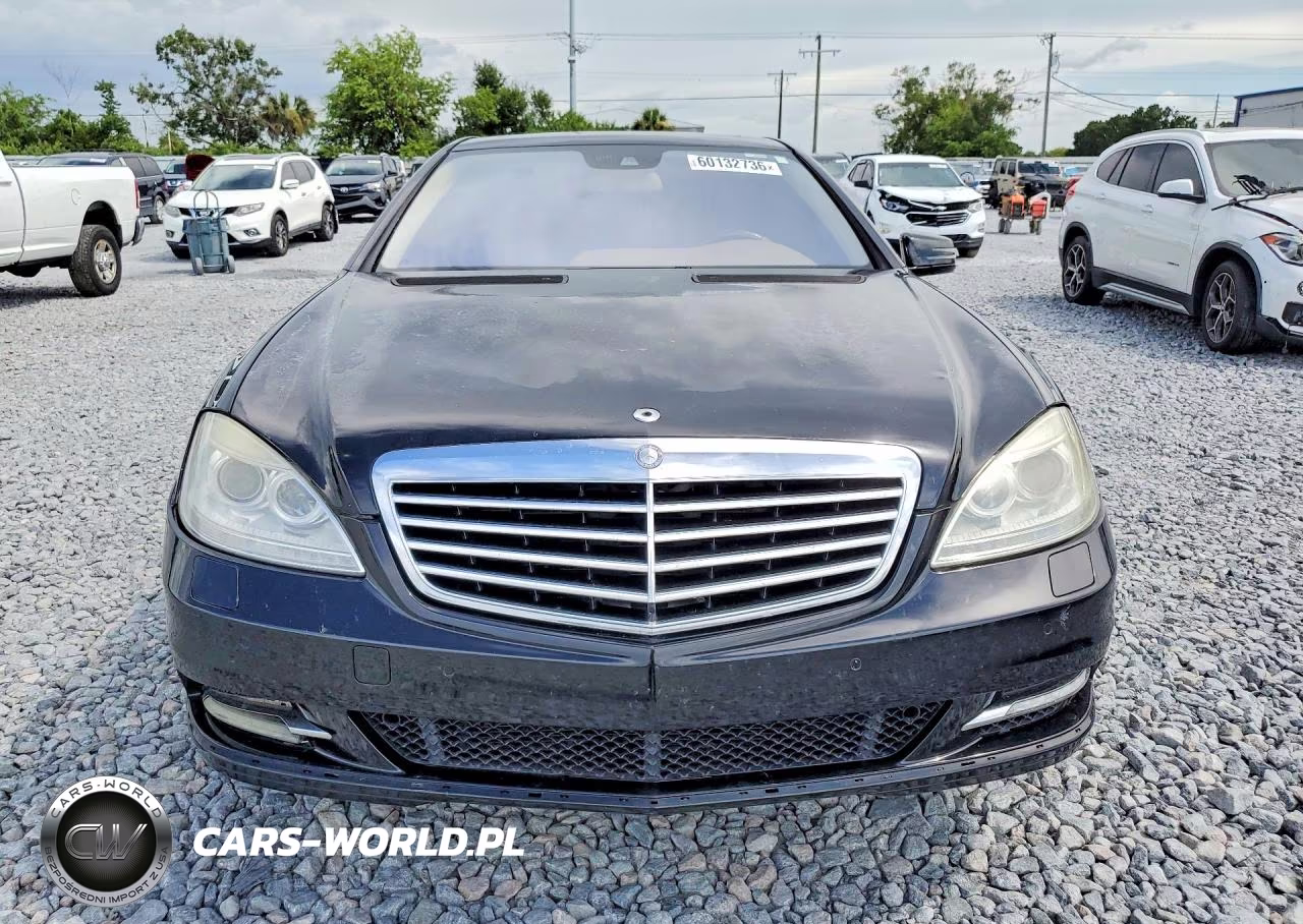 2011 Mercedes-Benz S 550 VIN:WDDNG7BB8BA387926 - 5