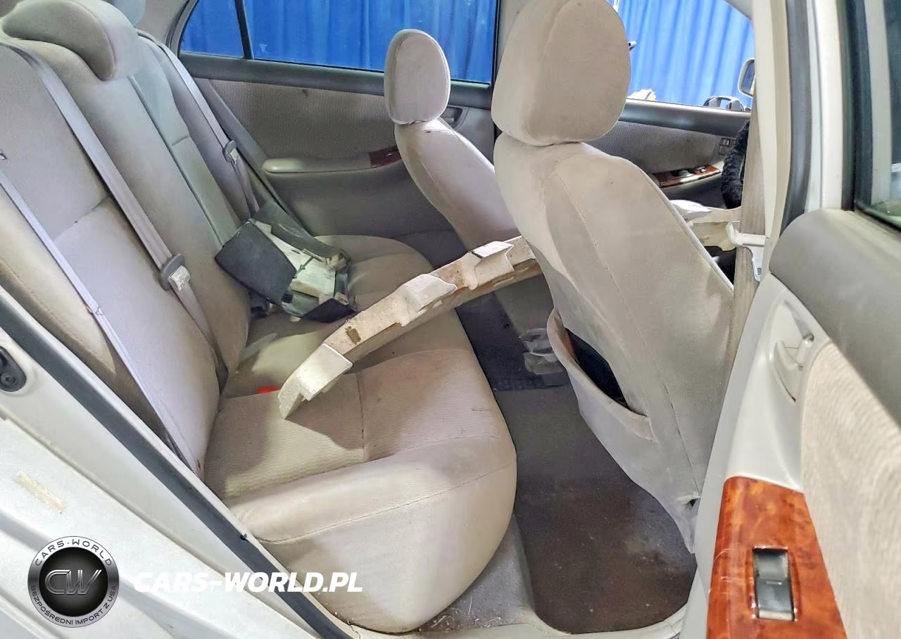 2005 Toyota Corolla Le VIN:1NXBR32E75Z532009 - 10