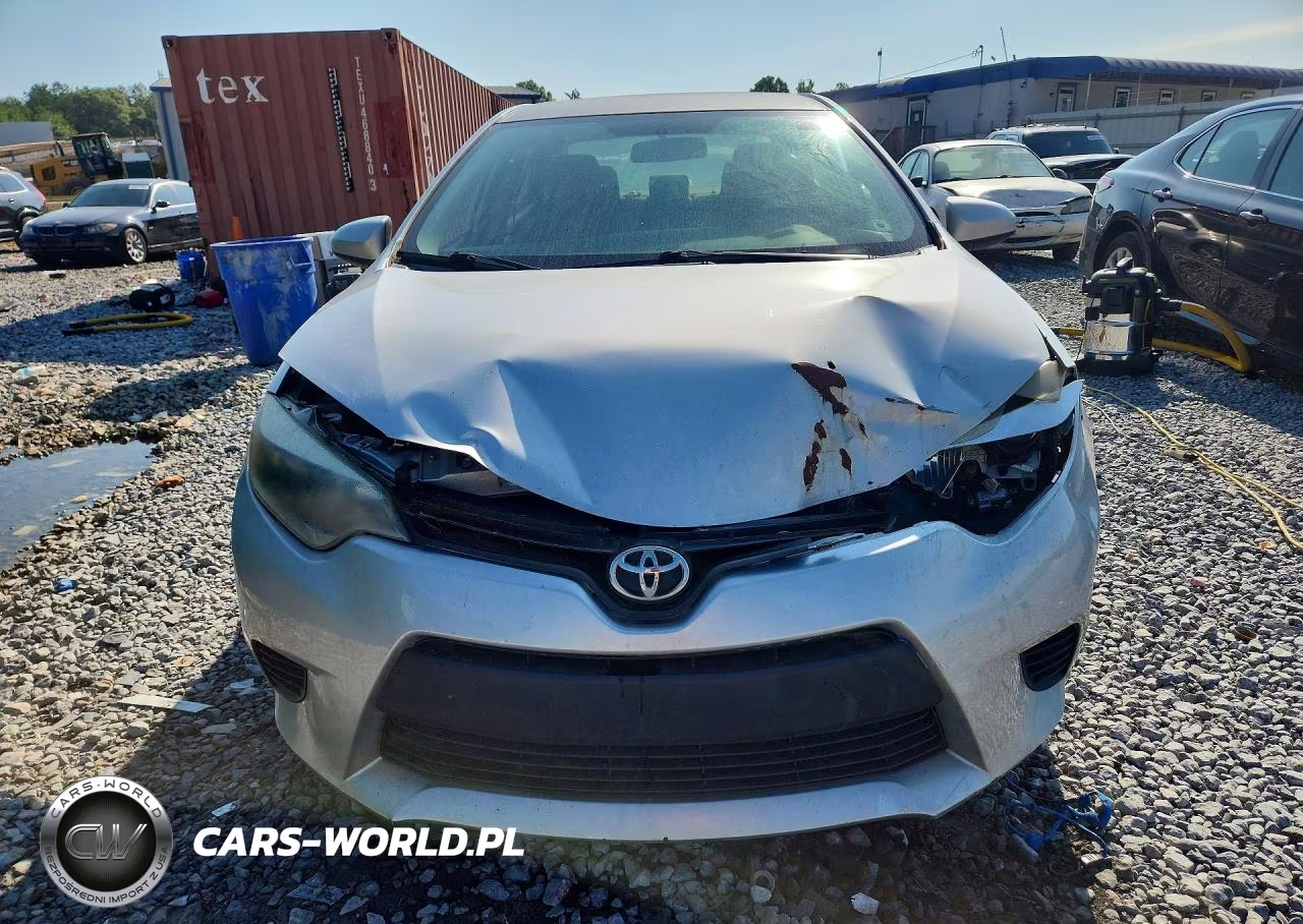 2015 Toyota Corolla L VIN:2T1BURHE2EC204961 - 5