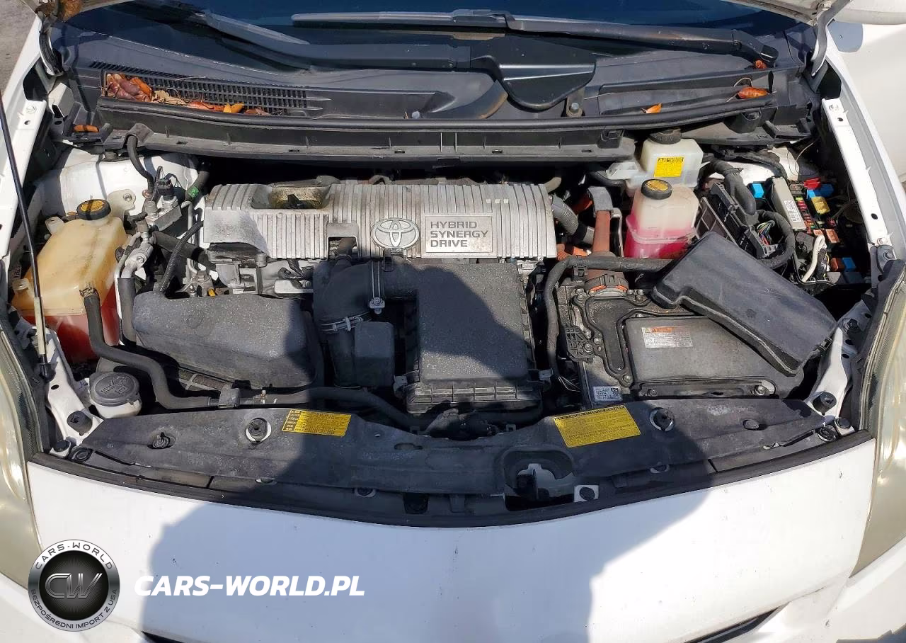 2013 Toyota Prius Two VIN:JTDKN3DU0D5681469 - 11