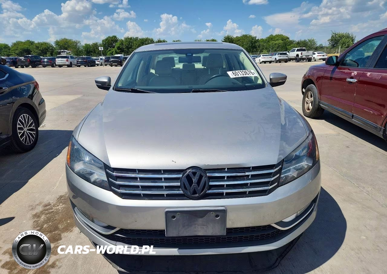 2013 Volkswagen Passat Se VIN:1VWBN7A38DC112381 - 5