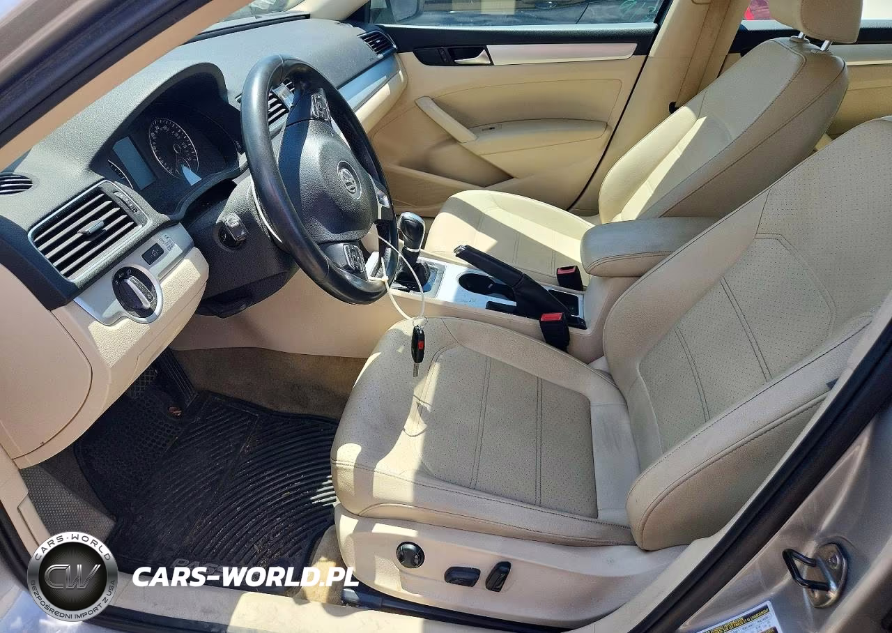 2013 Volkswagen Passat Se VIN:1VWBN7A38DC112381 - 7