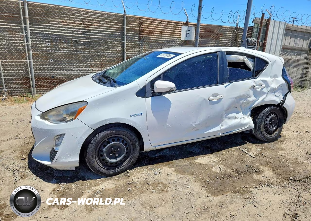 2016 Toyota Prius C One