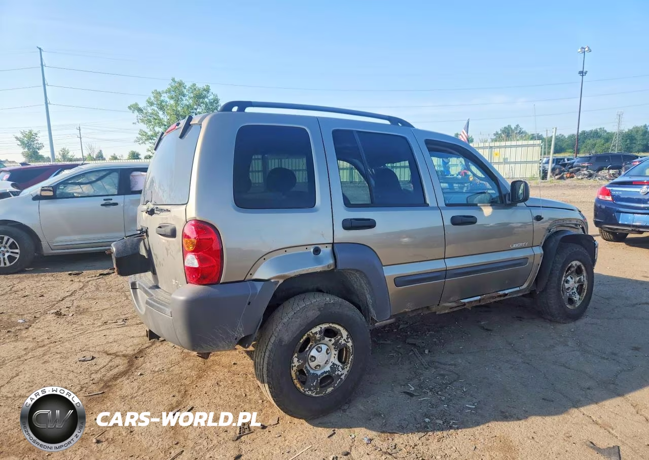2004 Jeep Liberty Sport VIN:1J4GL48K74W190279 - 3