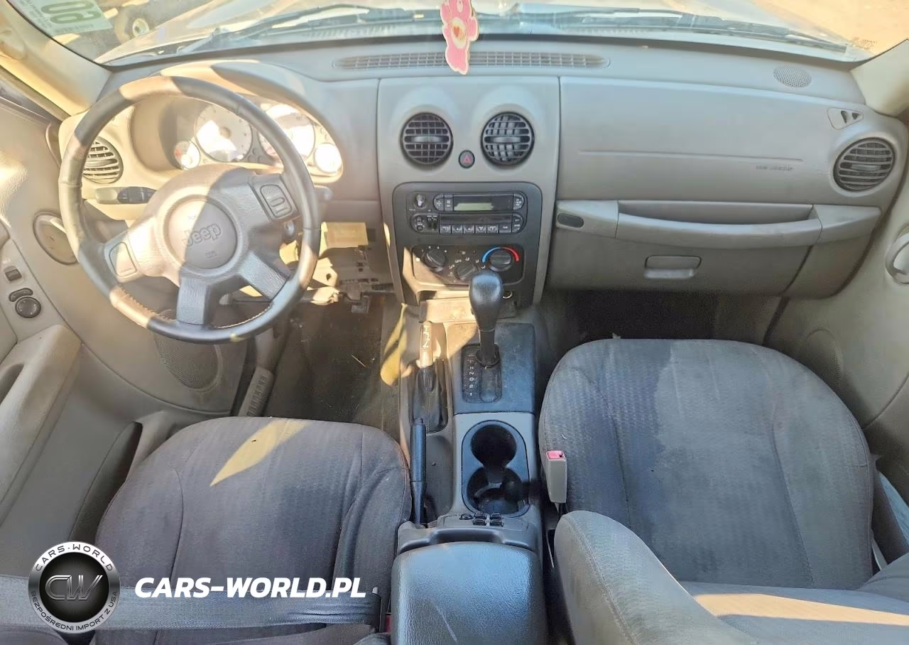 2004 Jeep Liberty Sport VIN:1J4GL48K74W190279 - 8