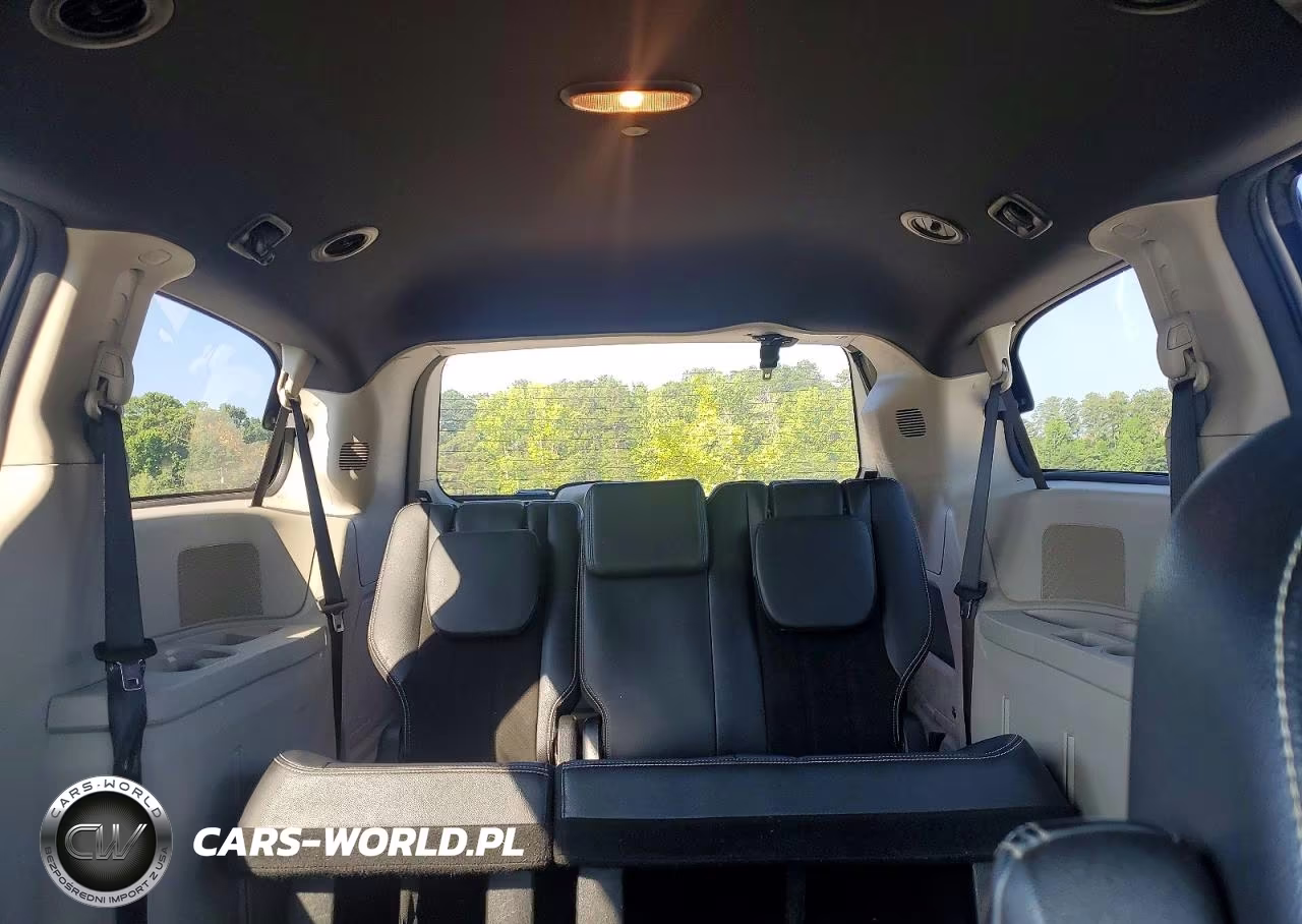 2019 Dodge Grand Caravan Sxt VIN:2C4RDGCG7KR772498 - 10