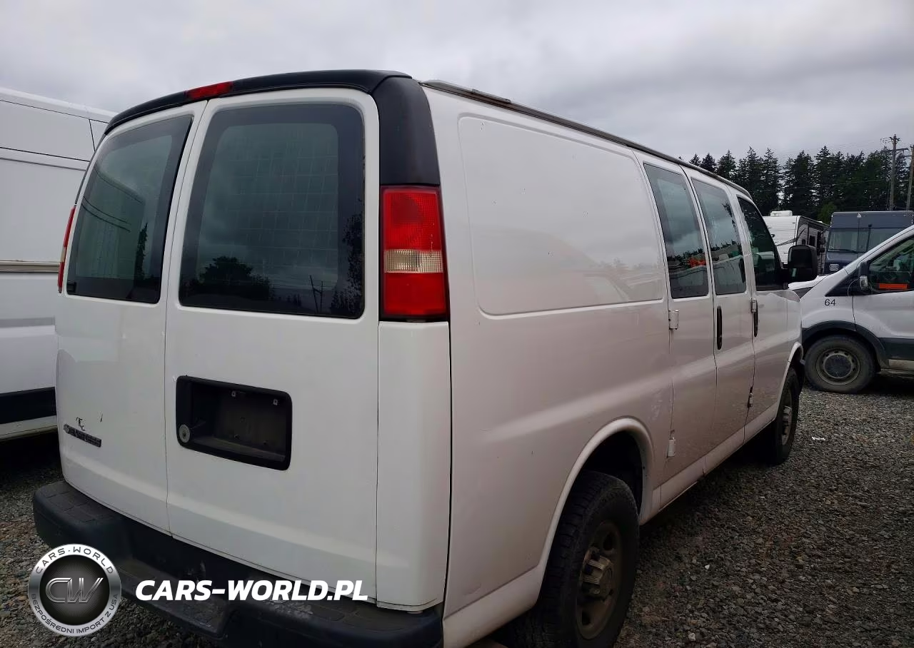 2008 Chevrolet Express G2500 VIN:1GCGG25CX81125151 - 3