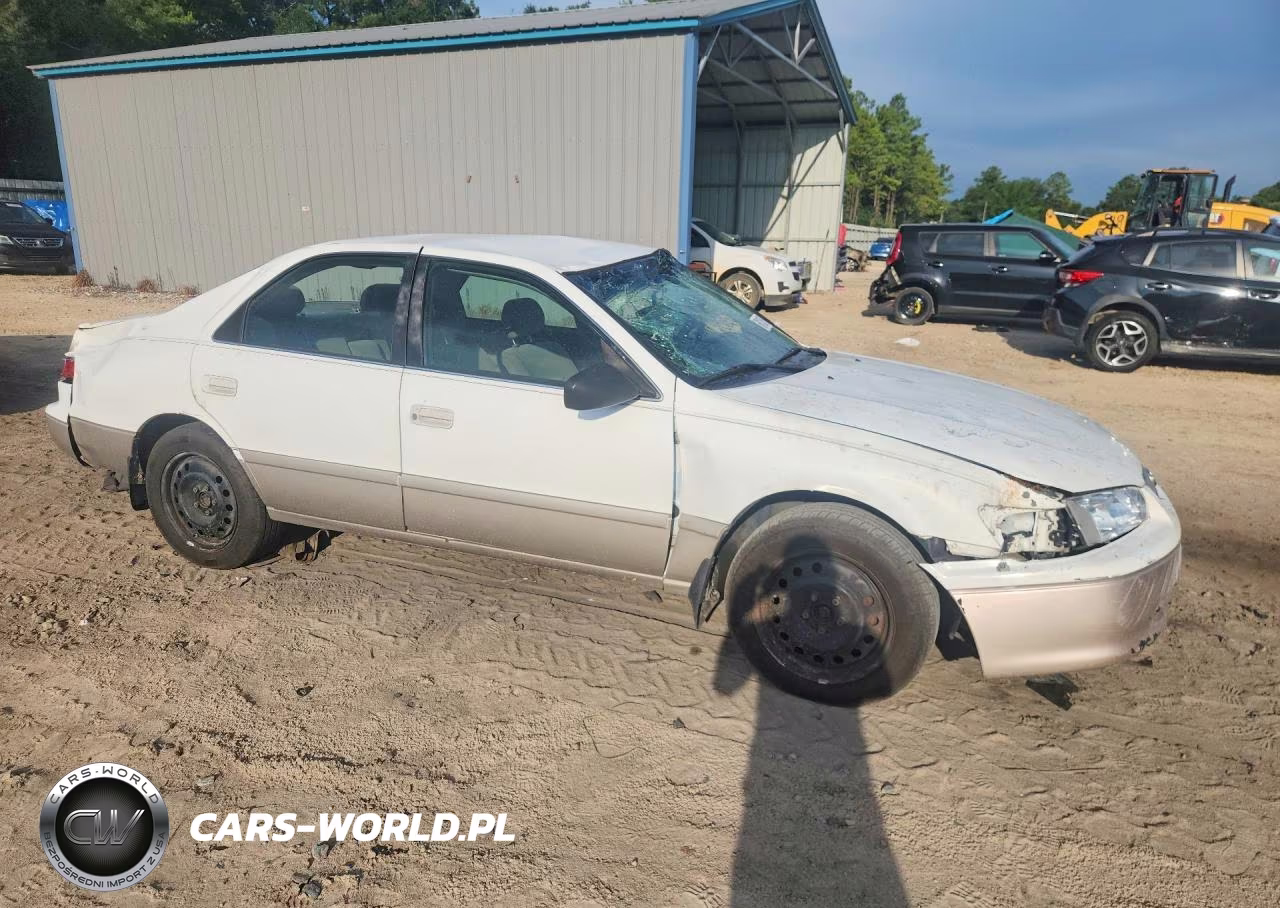 2000 Toyota Camry Le VIN:4T1BG22KXYU963082 - 4
