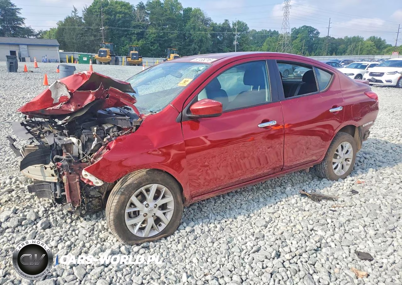2018 Nissan Versa Sv