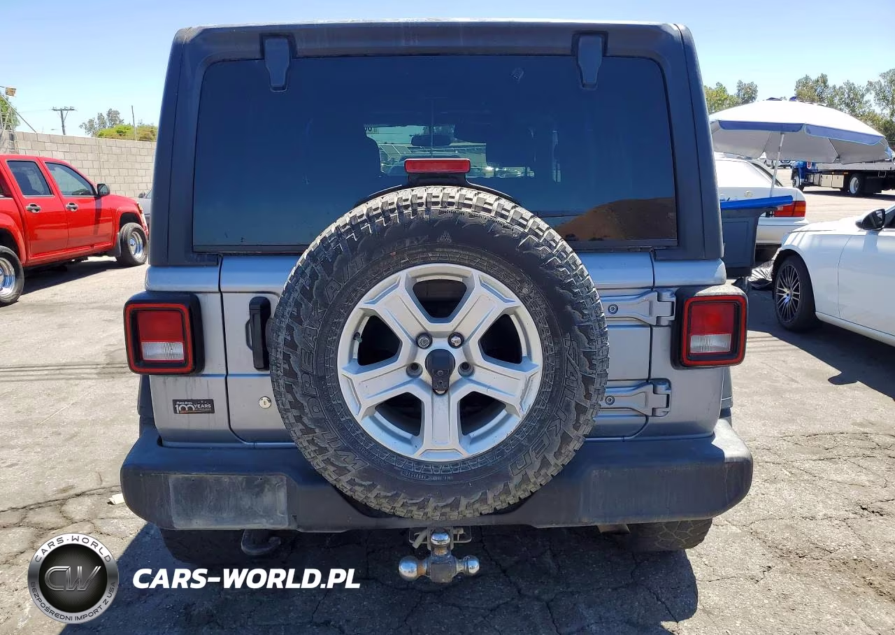 2020 Jeep Wrangler Unlimited Sport VIN:1C4HJXDN5LW213252 - 6