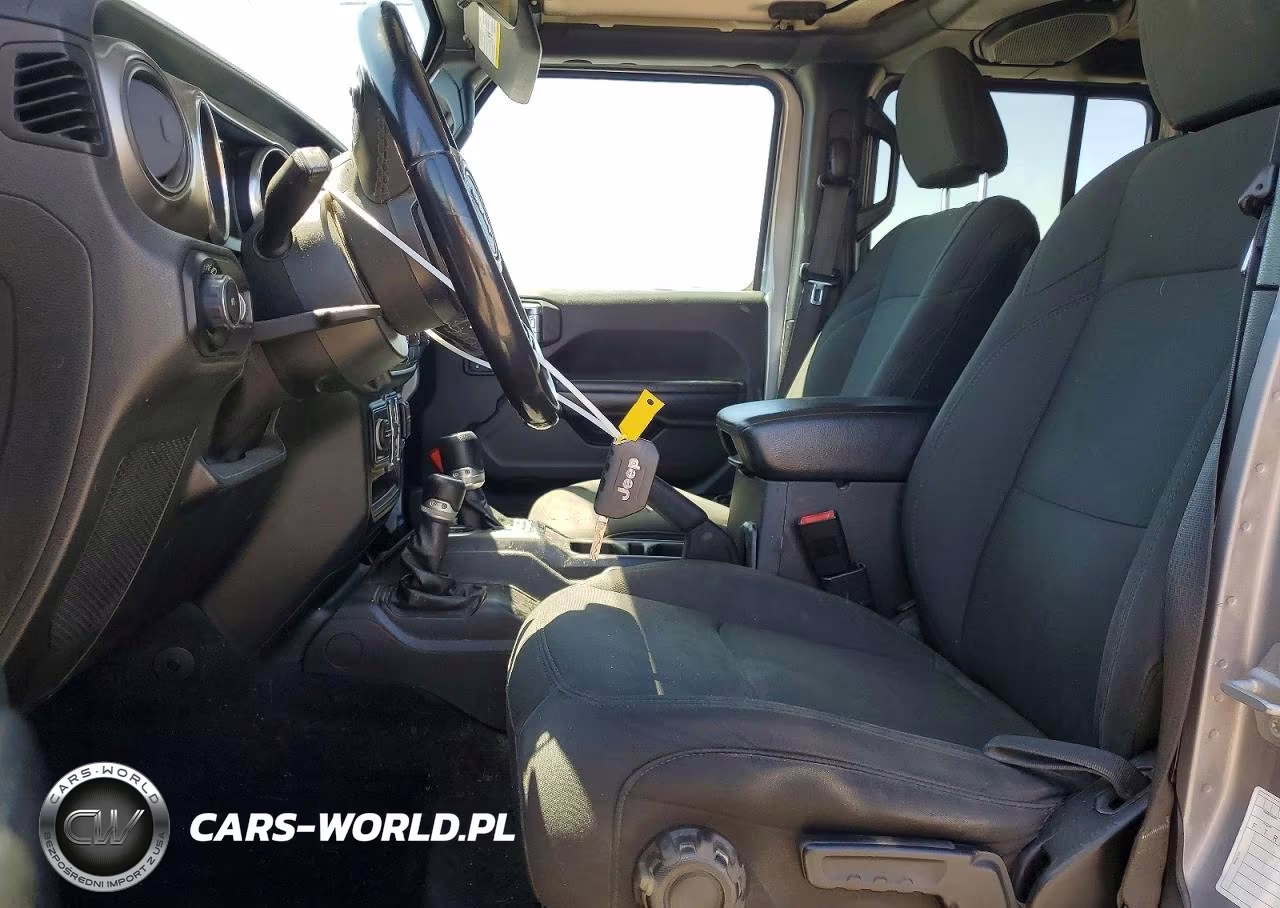 2020 Jeep Wrangler Unlimited Sport VIN:1C4HJXDN5LW213252 - 7