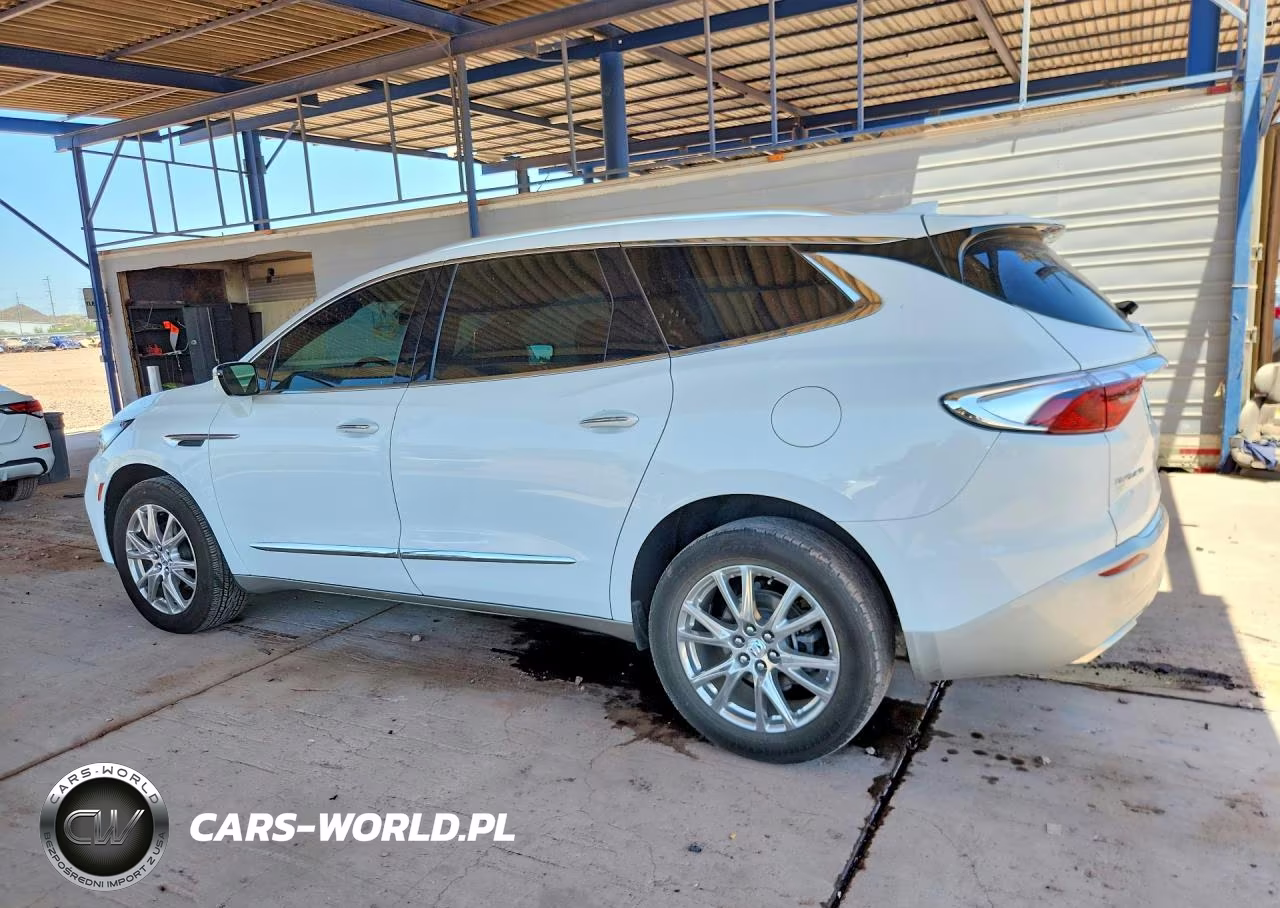 2023 Buick Enclave Essence VIN:5GAERBKWXPJ273428 - 2