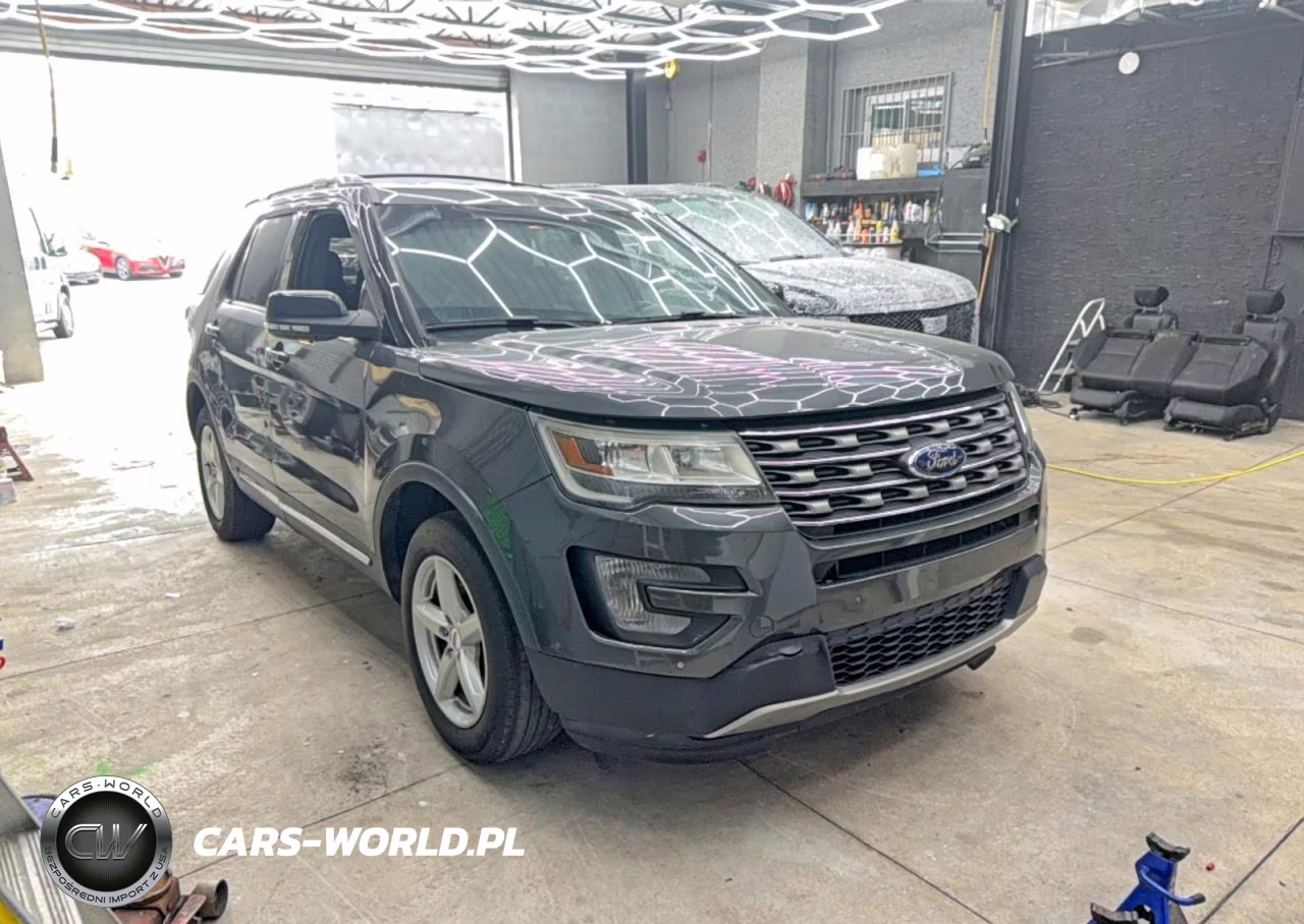 2017 Ford Explorer Xlt – zdjęcie 1 z 10