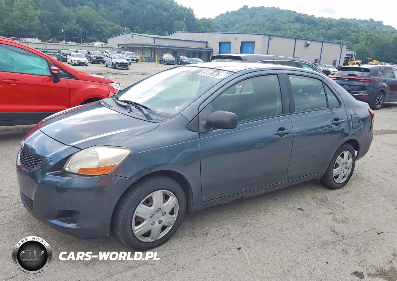 2010 Toyota Yaris Base