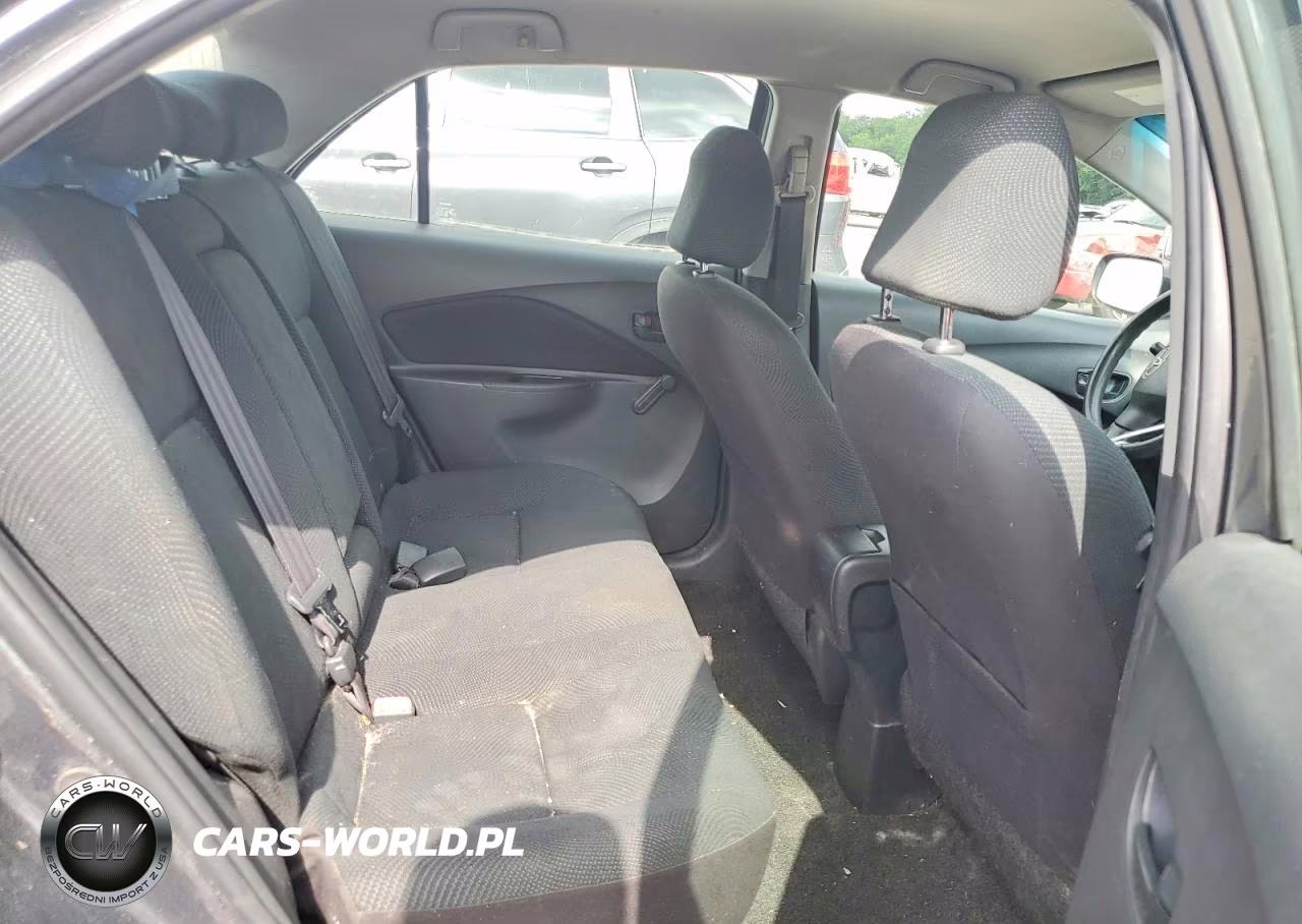 2010 Toyota Yaris Base VIN:JTDBT4K31A1373770 - 10