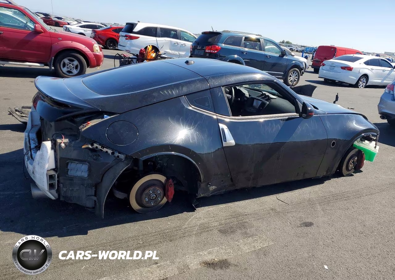 2015 Nissan 370Z Nismo Tech VIN:JN1AZ4EH9FM443722 - 3