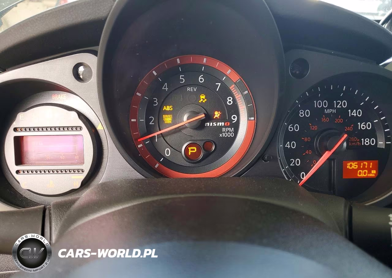 2015 Nissan 370Z Nismo Tech VIN:JN1AZ4EH9FM443722 - 9