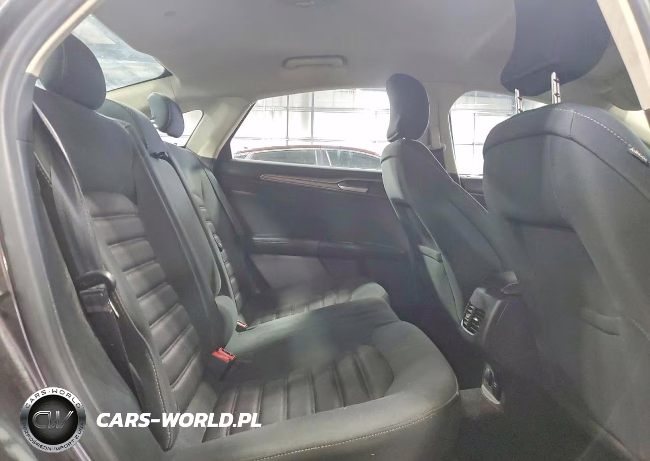 2017 Ford Fusion Se Hybrid VIN:3FA6P0LU3HR325750 - 10