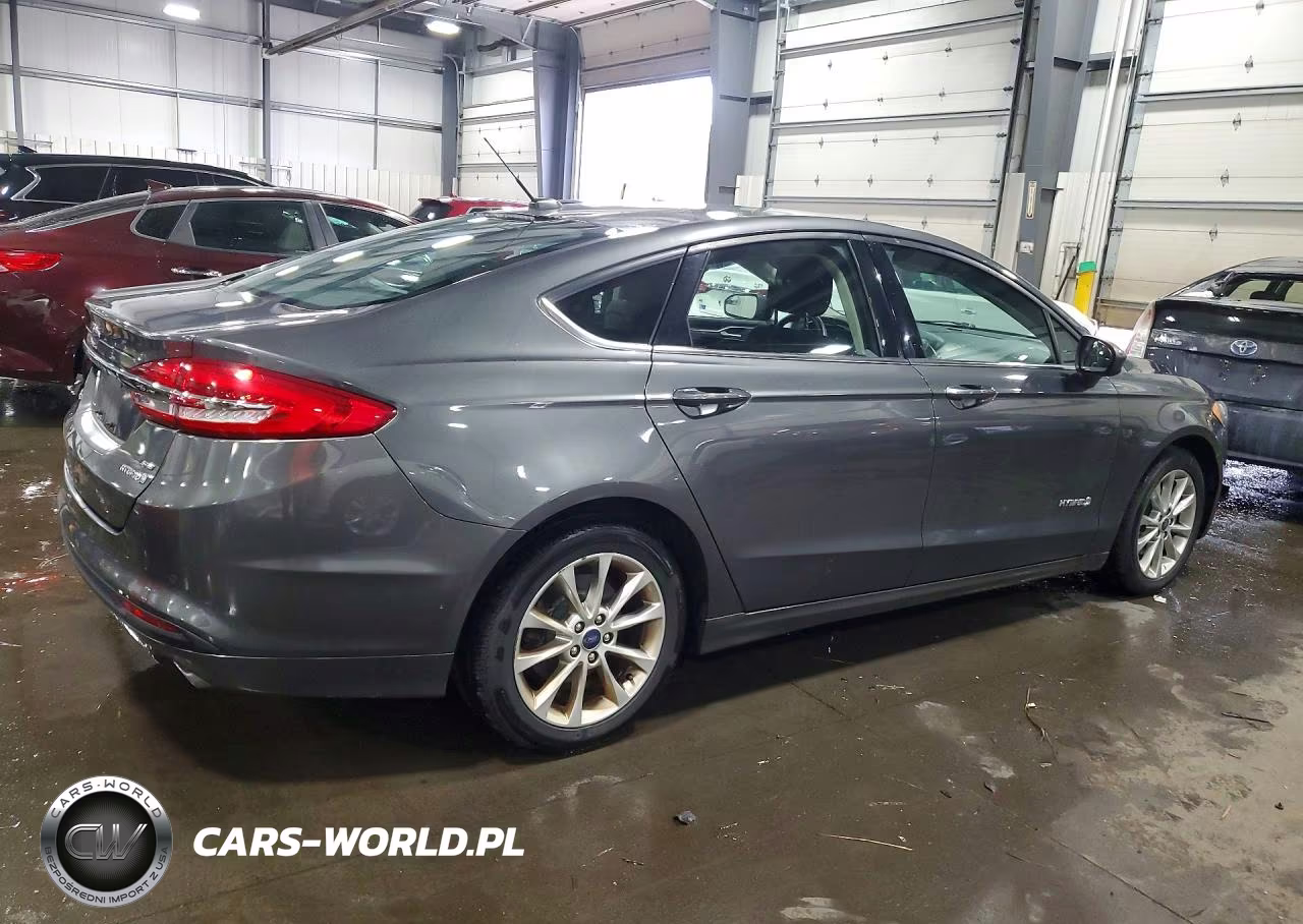 2017 Ford Fusion Se Hybrid VIN:3FA6P0LU3HR325750 - 3