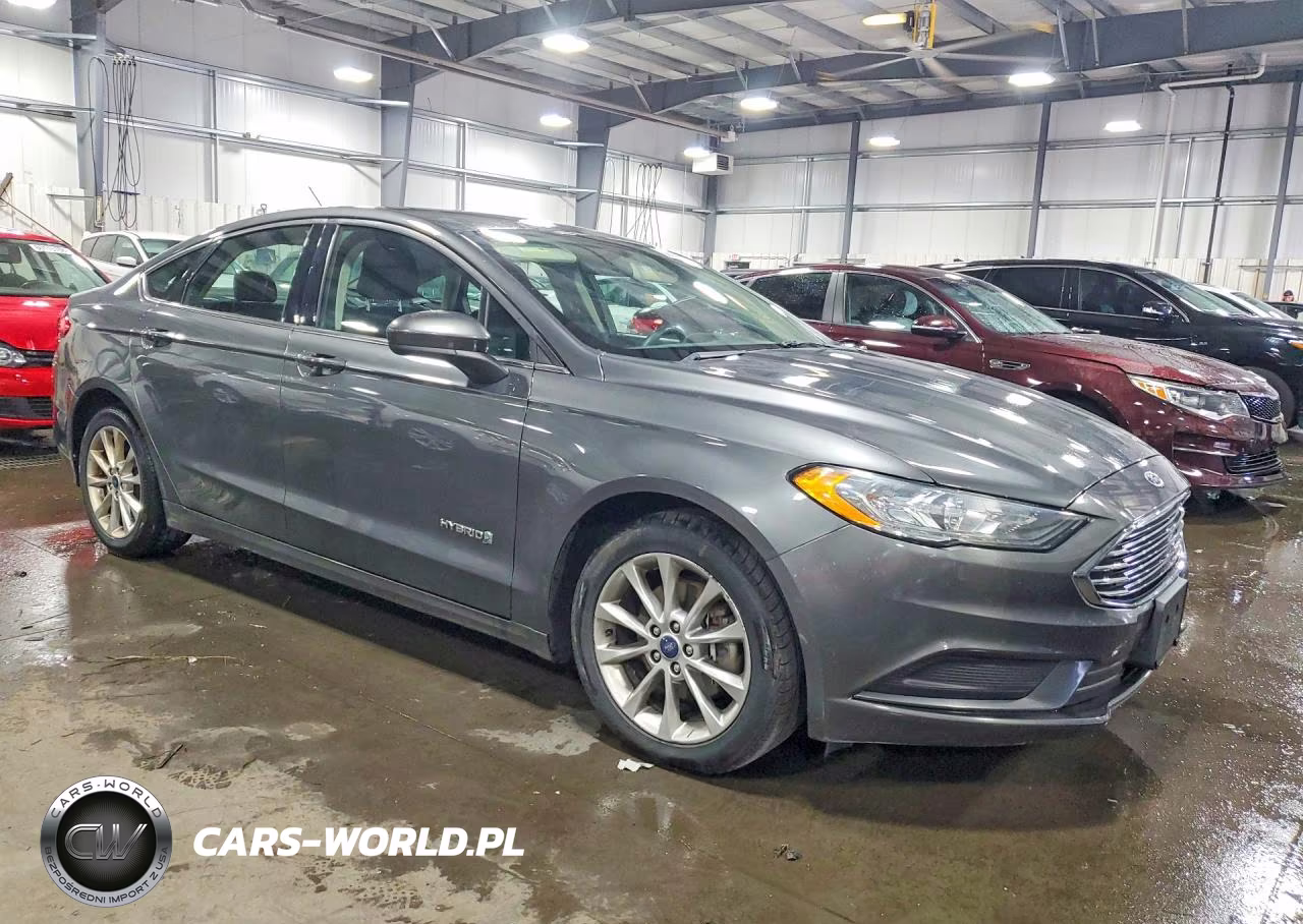 2017 Ford Fusion Se Hybrid VIN:3FA6P0LU3HR325750 - 4