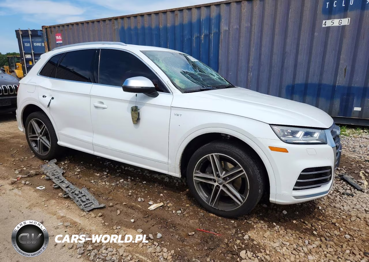 2018 Audi Sq5 Premium Plus VIN:WA1A4AFY7J2203432 - 4