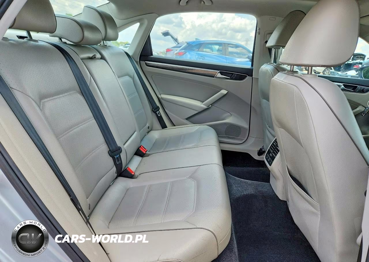 2016 Volkswagen Passat Se VIN:1VWBS7A37GC062876 - 10