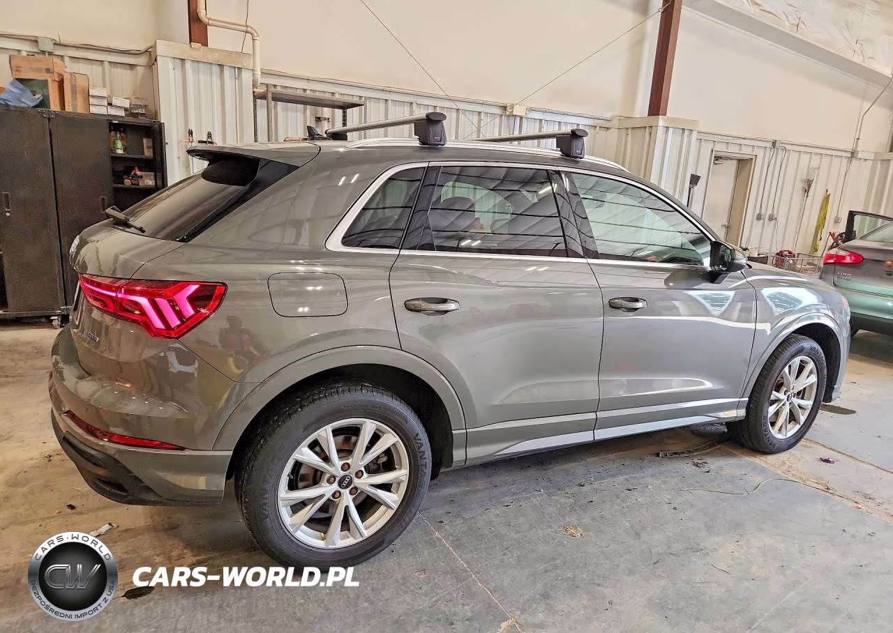 2023 Audi Q3 Premium S Line 45 VIN:WA1DECF31P1132320 - 3