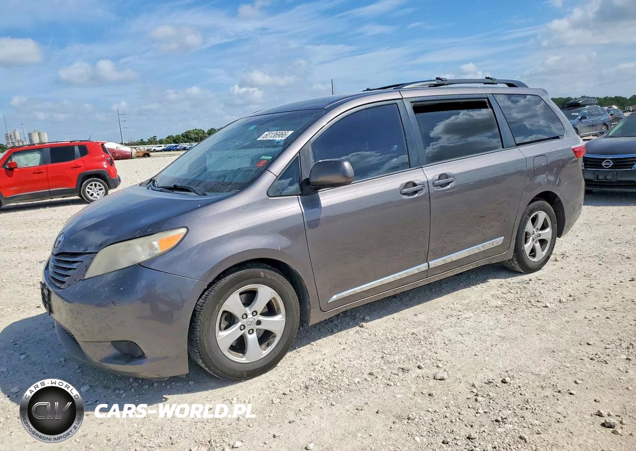2015 Toyota Sienna Le