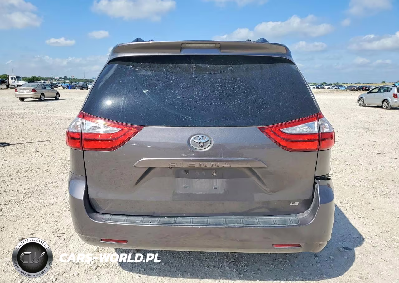 2015 Toyota Sienna Le VIN:5TDKK3DC4FS568573 - 6