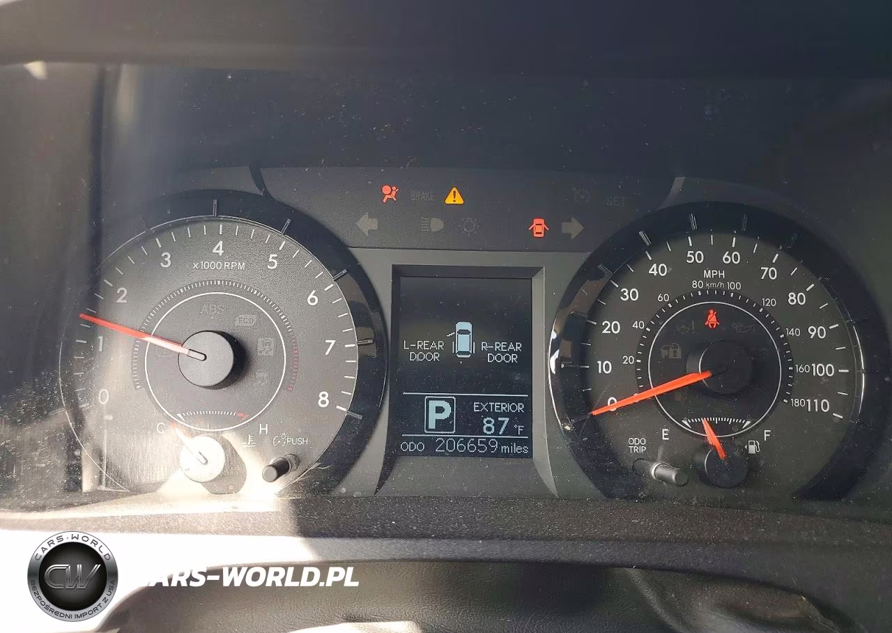 2015 Toyota Sienna Le VIN:5TDKK3DC4FS568573 - 9