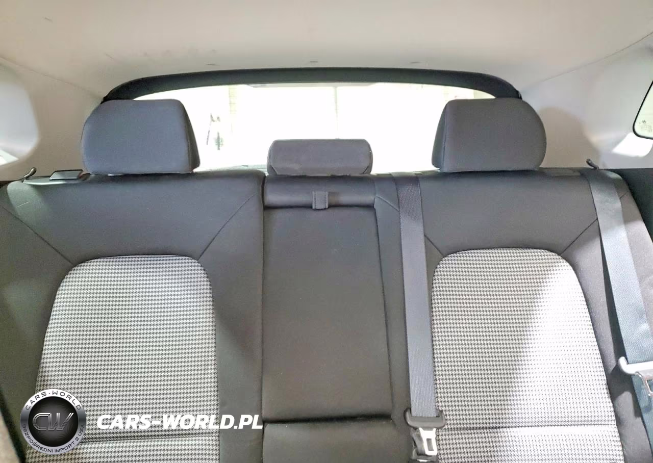 2018 Hyundai Kona Sel VIN:KM8K22AAXJU066891 - 10