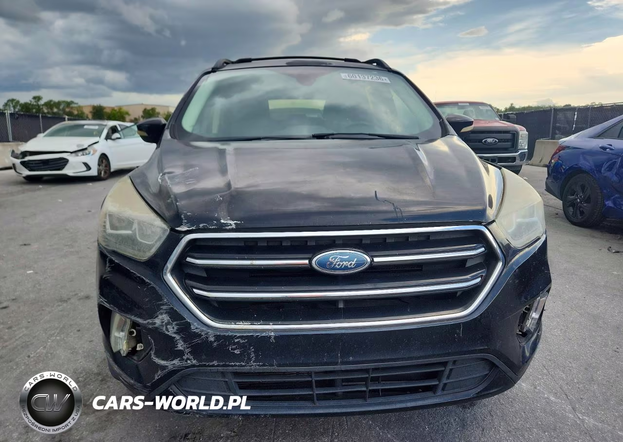2017 Ford Escape Titanium VIN:1FMCU0JD9HUD81799 - 5