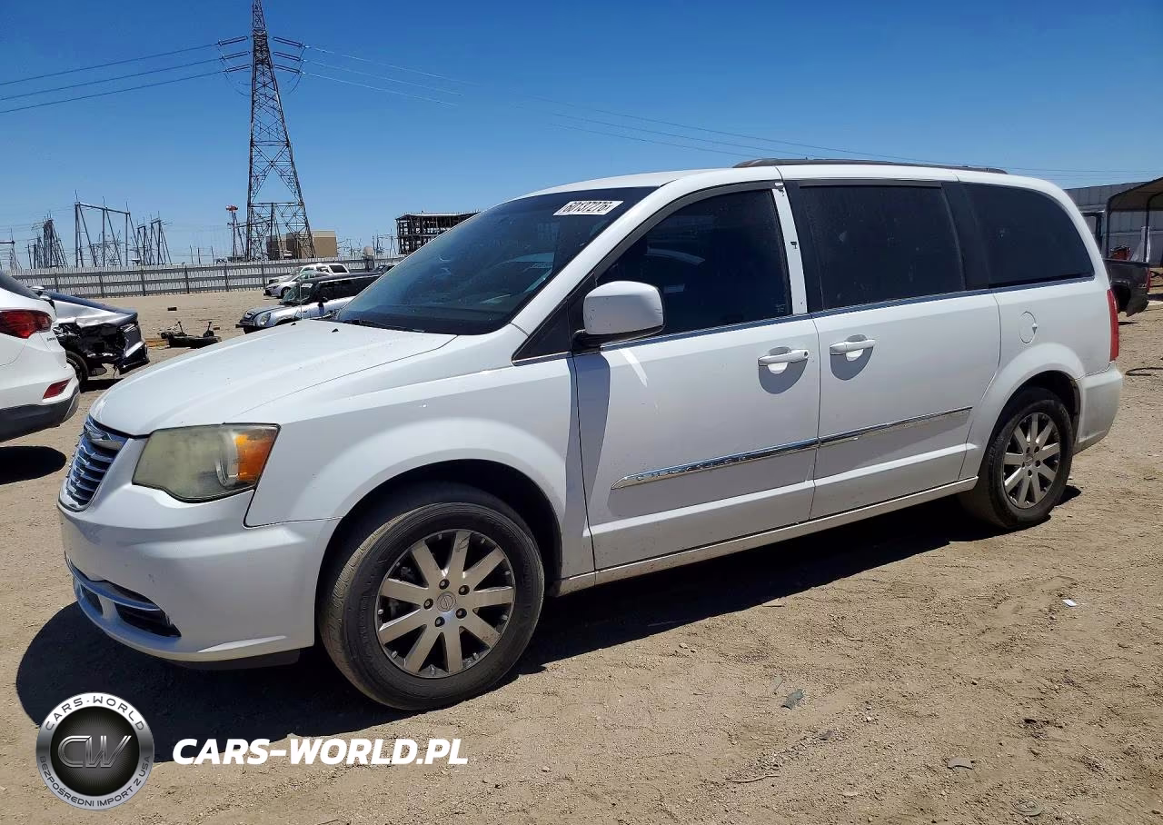 2014 Chrysler Town & Country Touring – zdjęcie 1 z 13