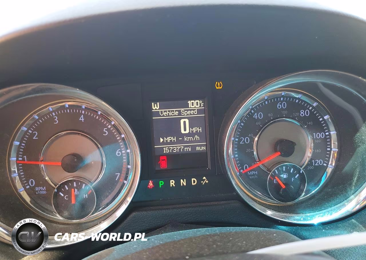 2014 Chrysler Town & Country Touring VIN:2C4RC1BG4ER446177 - 9