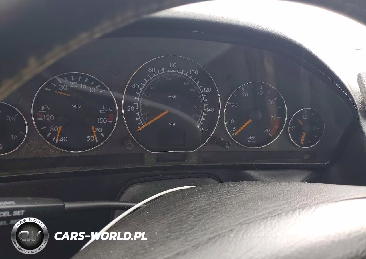 1999 Mercedes-Benz Sl 500 VIN:WDBFA68F7XF179954 - 9