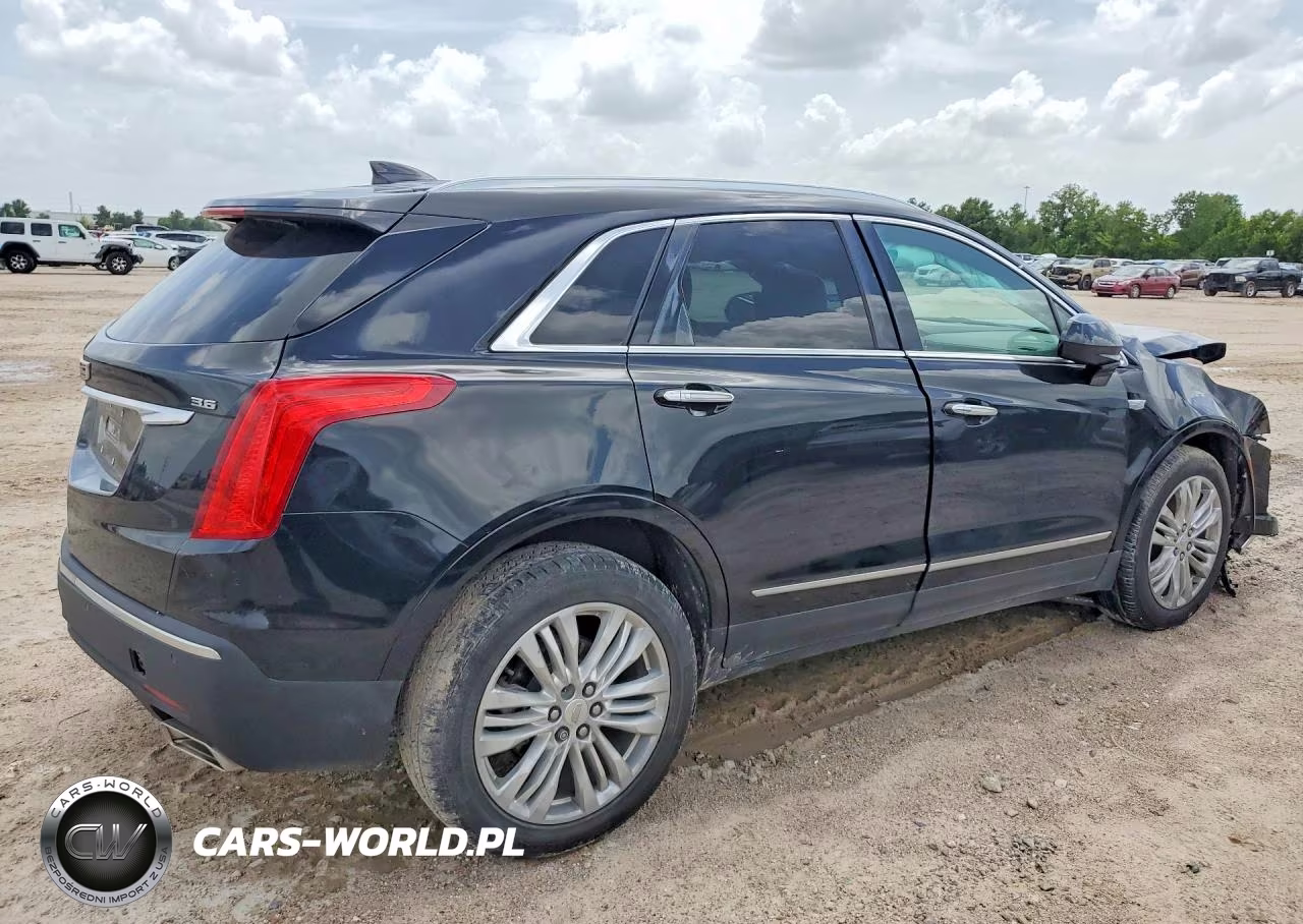 2018 Cadillac Xt5 Premium Luxury VIN:1GYKNERS8JZ119305 - 3