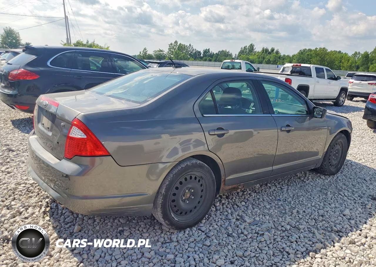 2011 Ford Fusion Se VIN:3FAHP0HA0BR113452 - 3