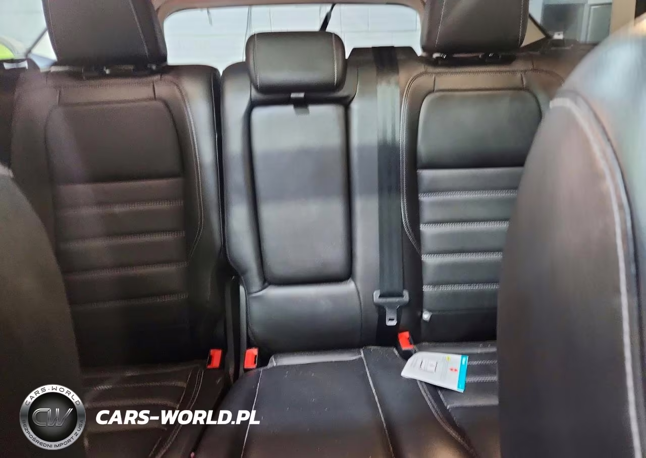 2018 Ford Escape Titanium VIN:1FMCU9J98JUA45938 - 10