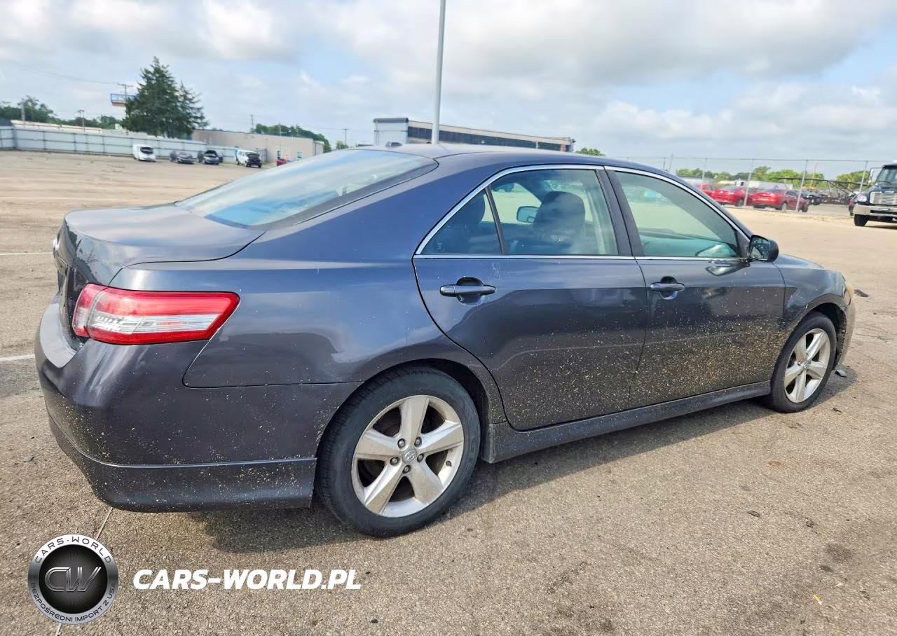 2010 Toyota Camry Se VIN:4T1BF3EK9AU040988 - 3