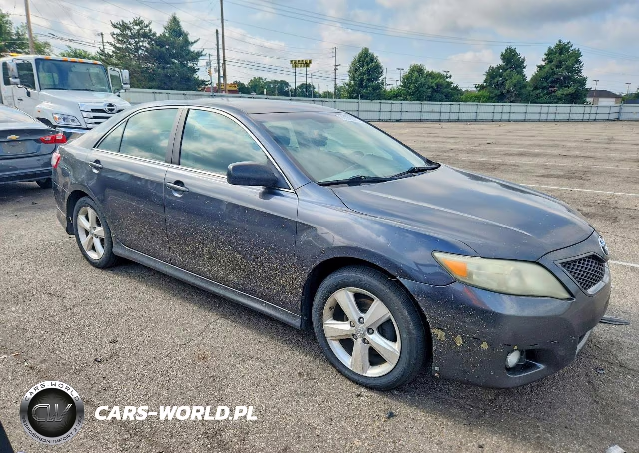 2010 Toyota Camry Se VIN:4T1BF3EK9AU040988 - 4