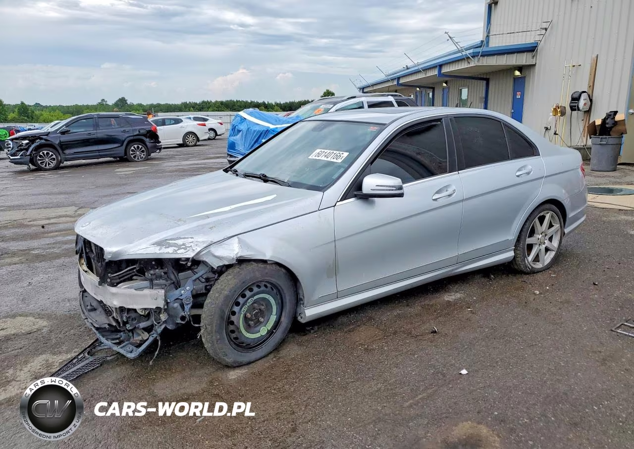 2011 Mercedes-Benz C 300