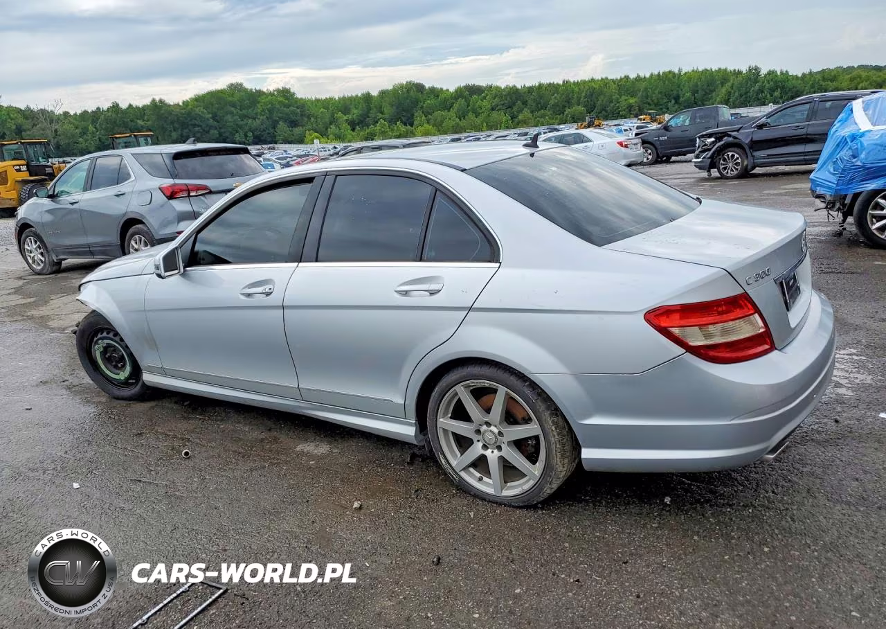 2011 Mercedes-Benz C 300 VIN:WDDGF5EB5BA460732 - 2