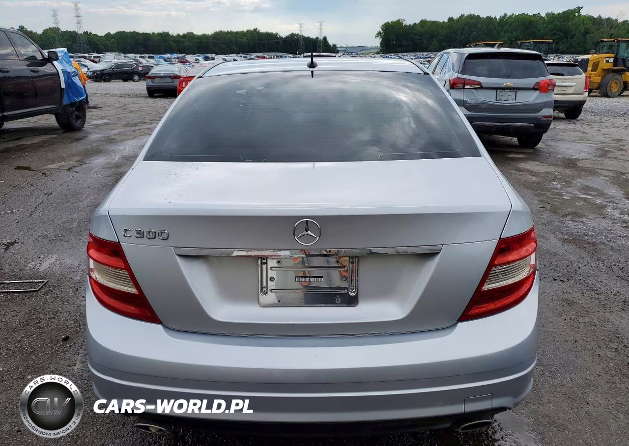 2011 Mercedes-Benz C 300 VIN:WDDGF5EB5BA460732 - 6
